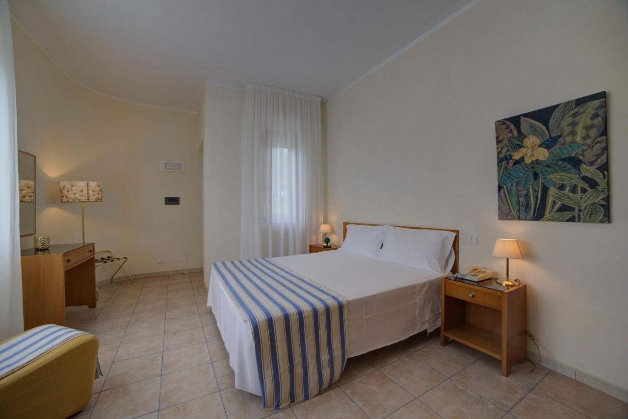 ואסטו Hotel Sporting מראה חיצוני תמונה