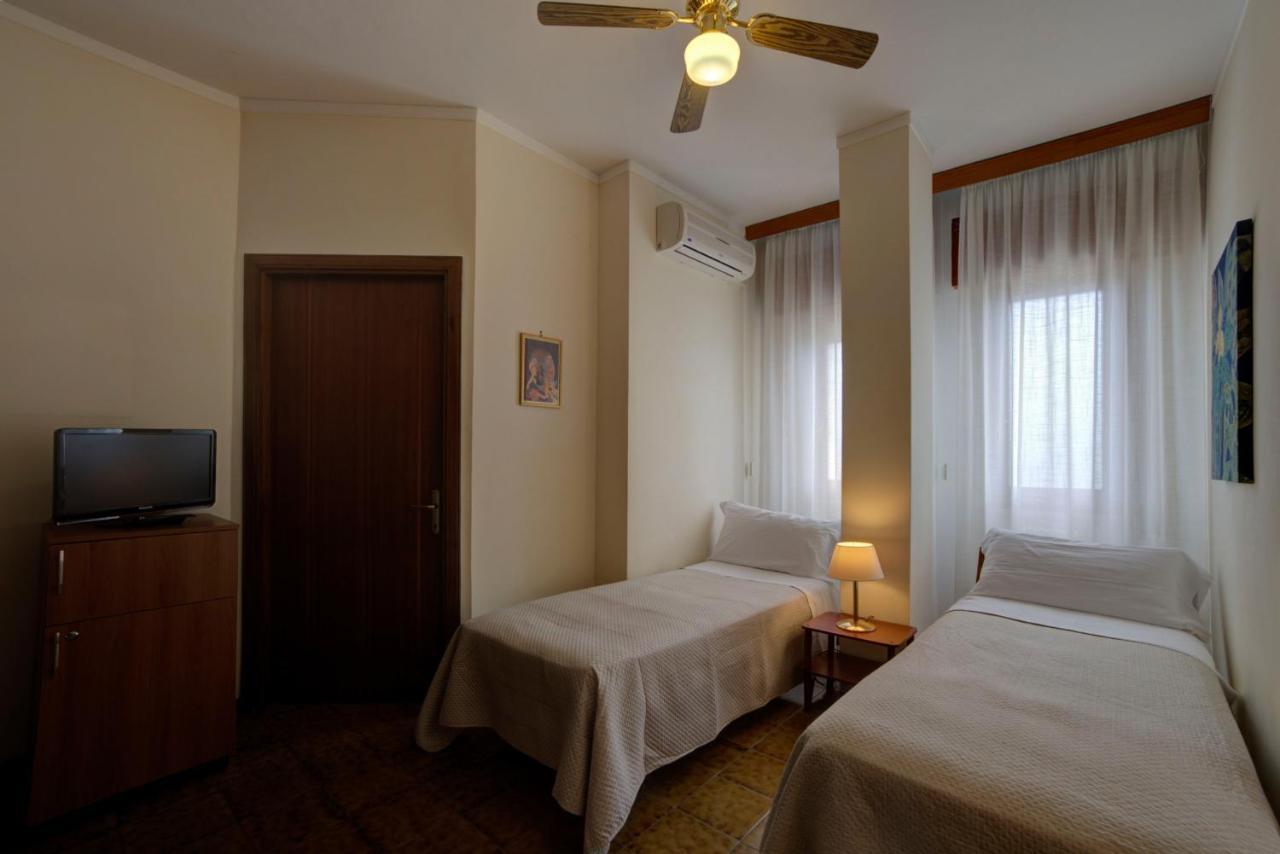 ואסטו Hotel Sporting מראה חיצוני תמונה